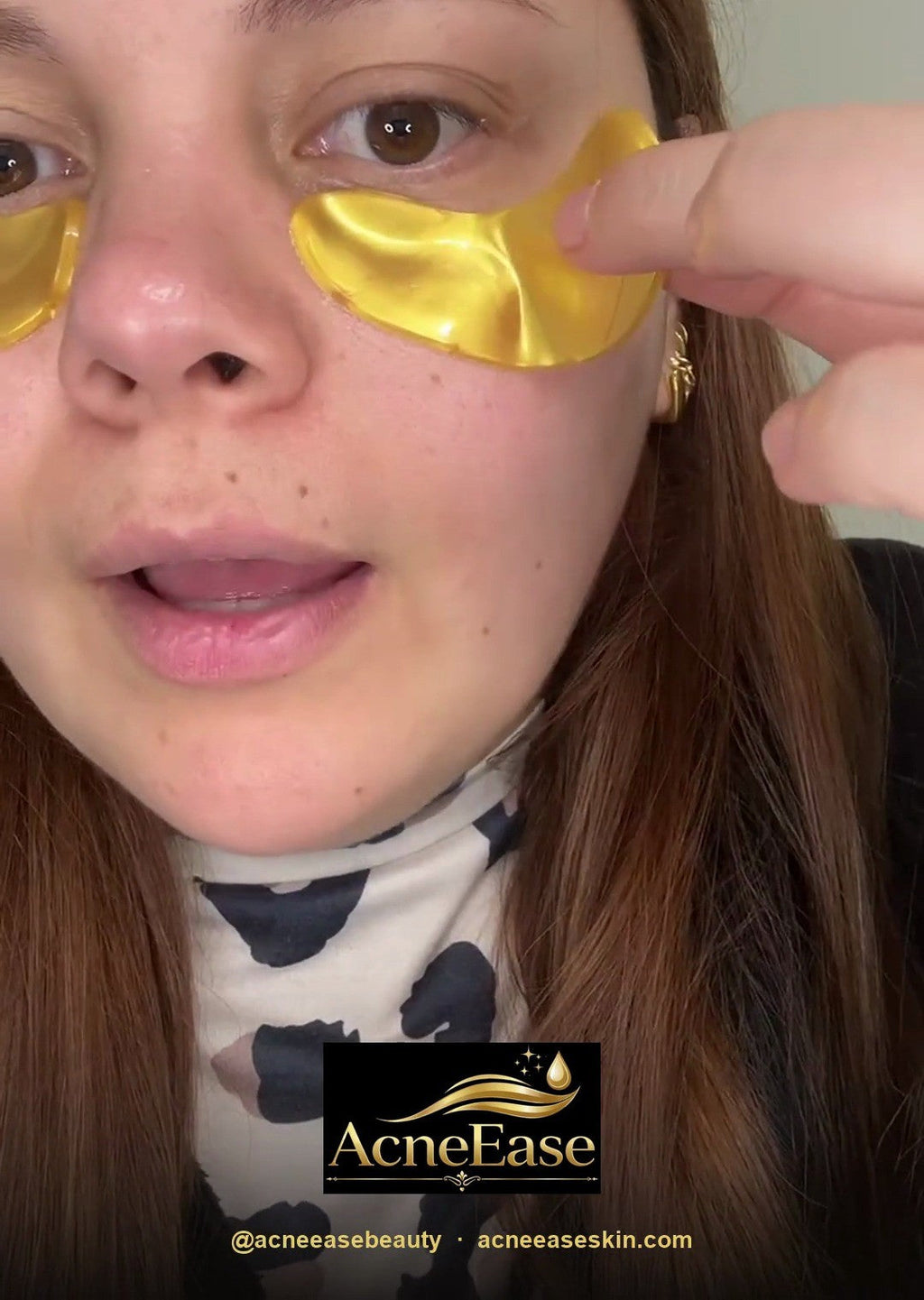 Real customer applying gold under-eye patch — video review